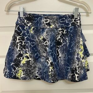 Women’s small tennis ruffle skirt snakeskin